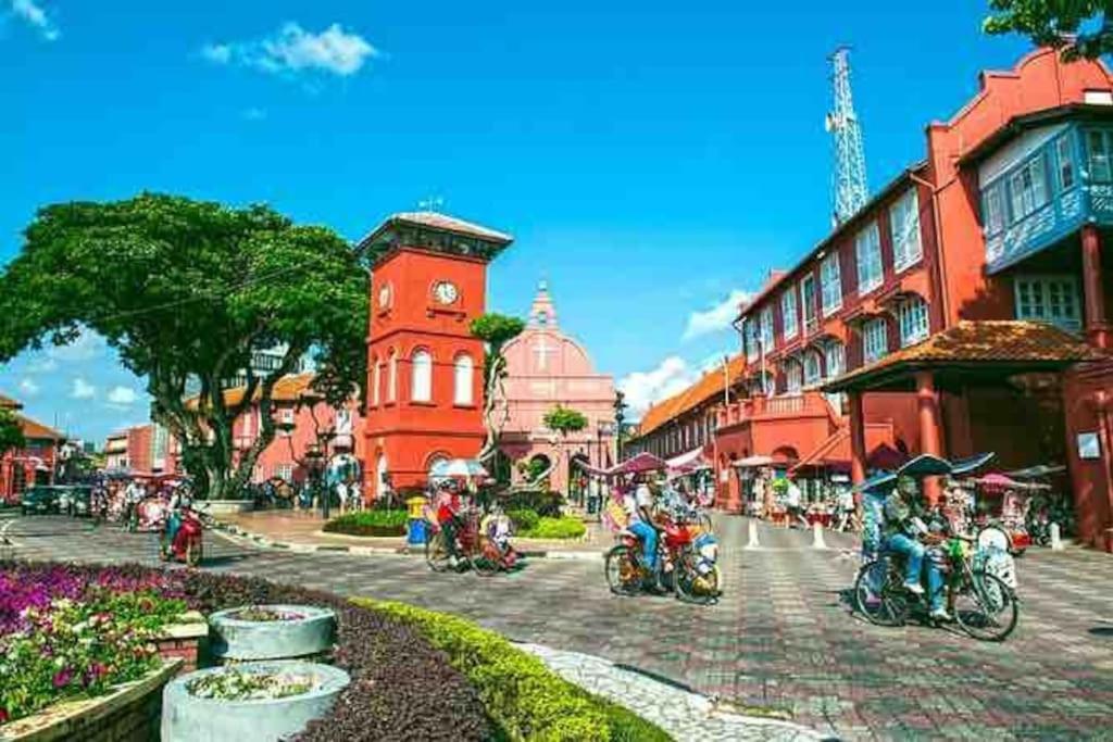 Relax - 6 Pax - Seaview Corner Unit - 6 Min To Historical Spot & Jonker Malacca